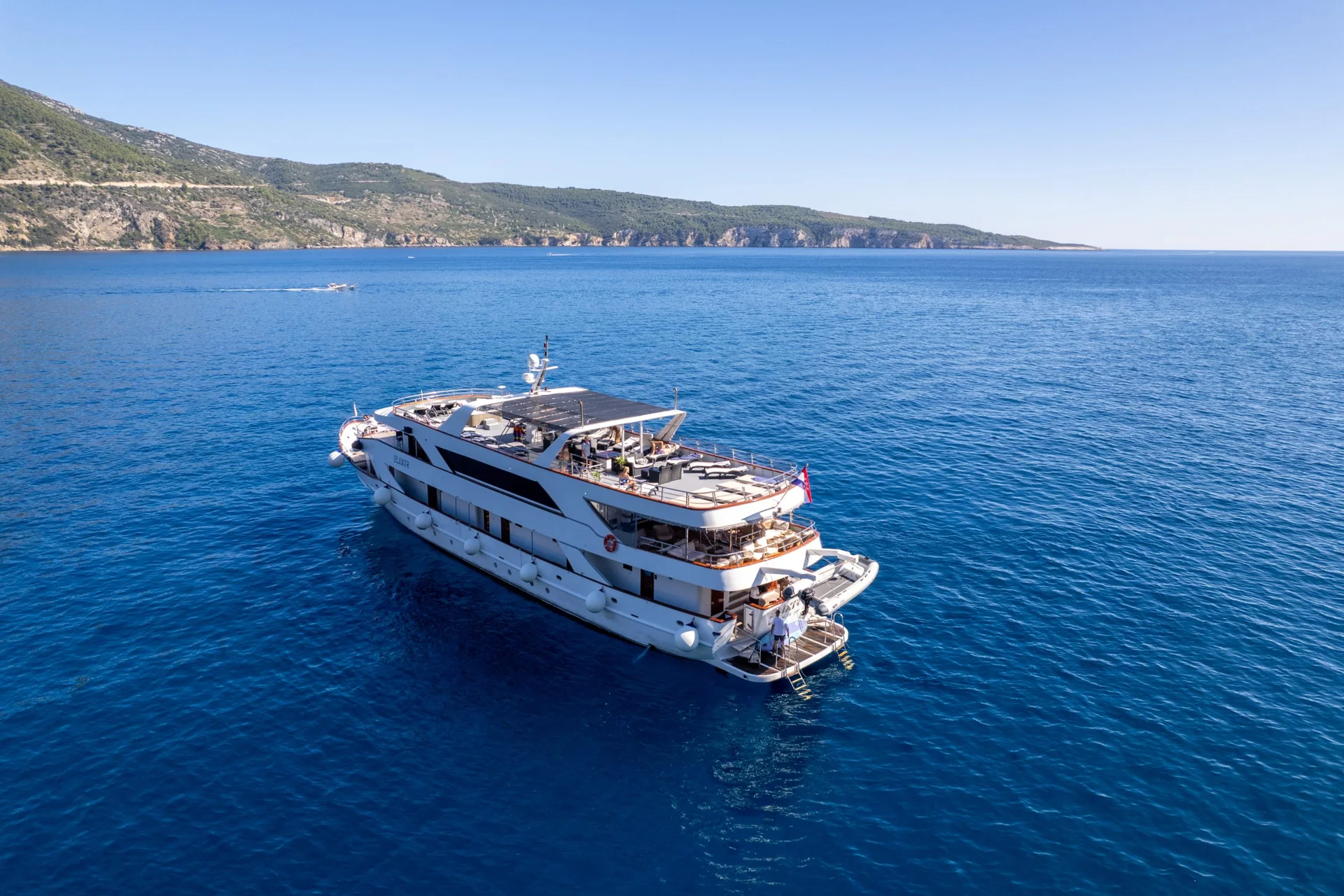 Elixir cruise ship